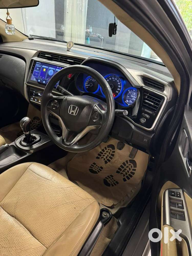 Honda City Vx Sunroof Top Model 2015 Petrol Well Maintained