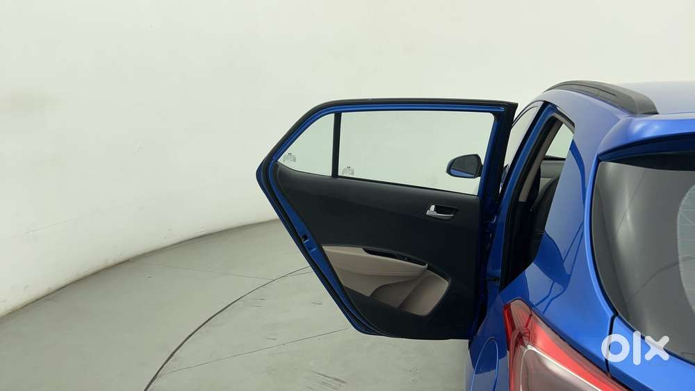 Hyundai Grand I10 [2017-2020] 1.2 Kappa Vtvt Sportz At, 2019, Petrol