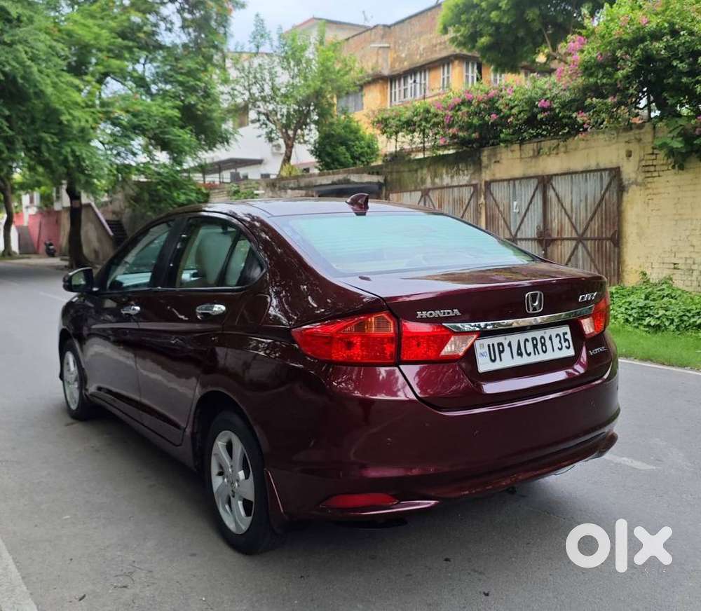 Honda City V Mt Sunroof, 2015, Diesel