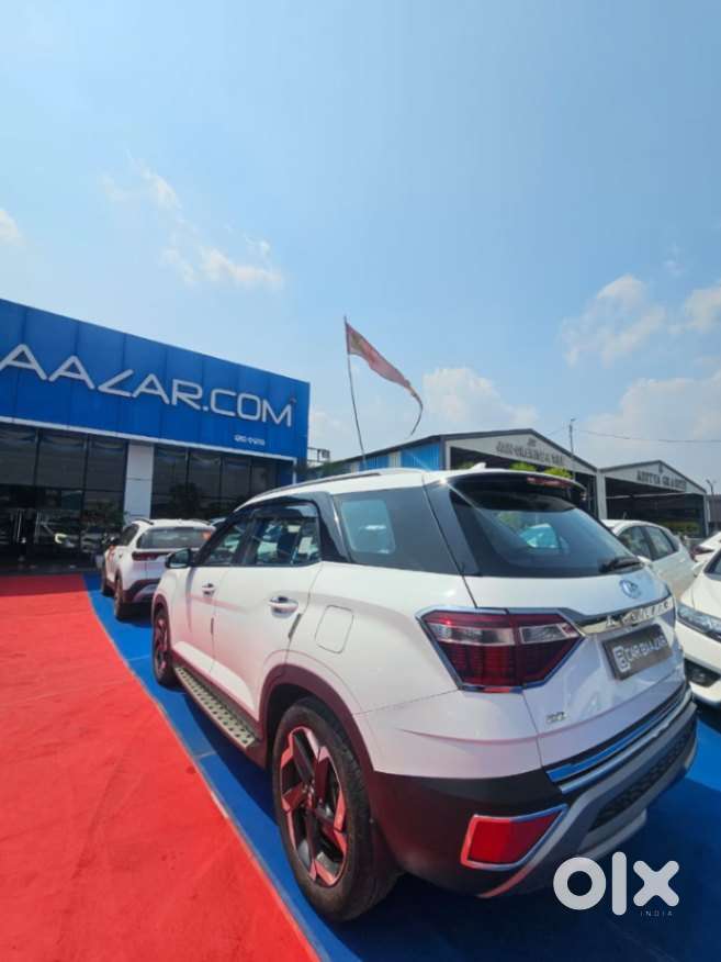 Hyundai Alcazar 2.0 Signature (o) Petrol At 6 Str, 2023, Petrol