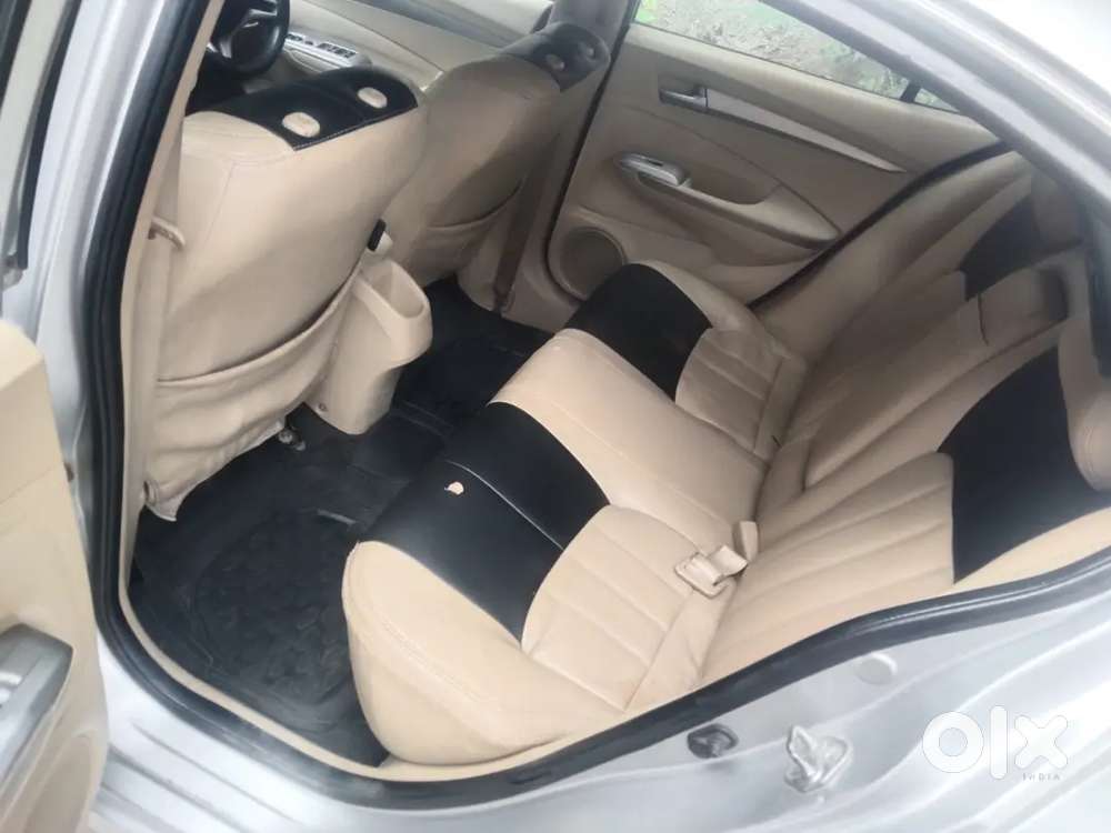 Honda City Hybrid V 2010