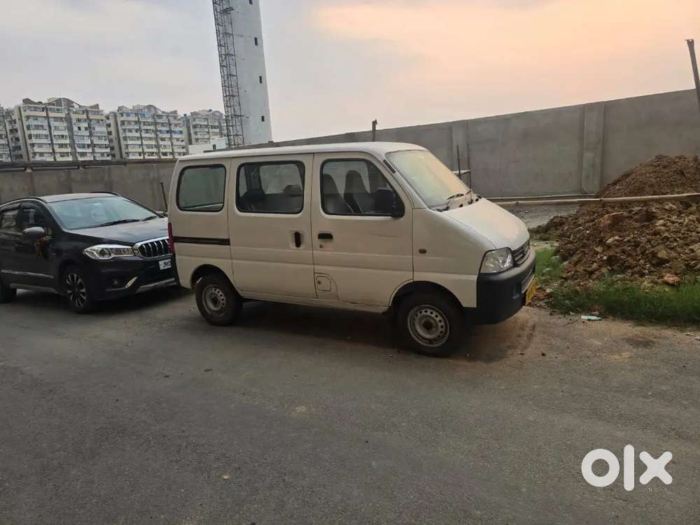 Maruti Suzuki Eeco 2024 Petrol Well Maintained