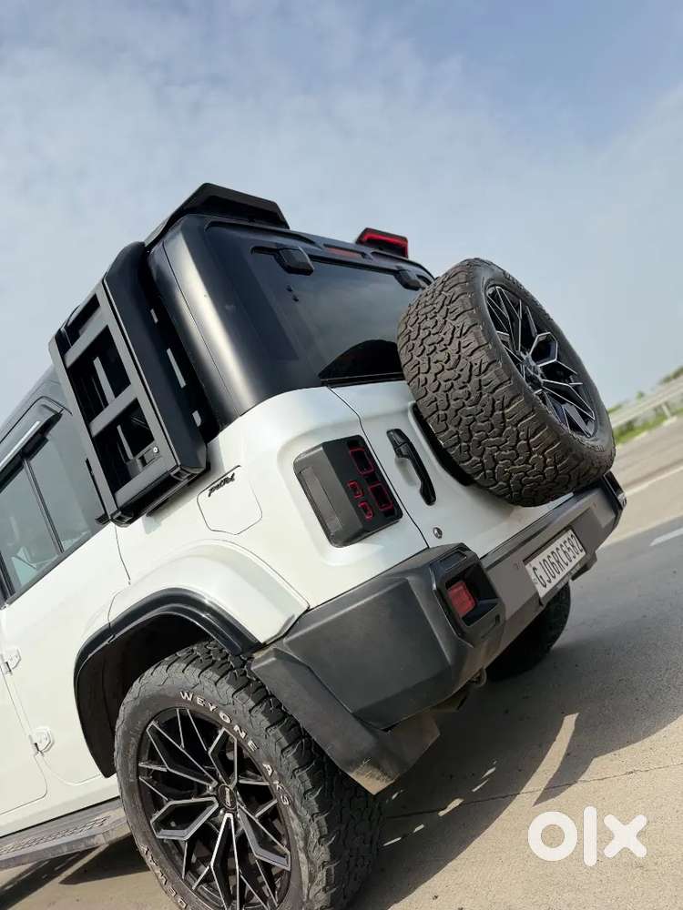 Mahindra Thar Roxx 2025 Petrol