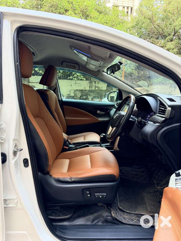 Toyota Innova Crysta