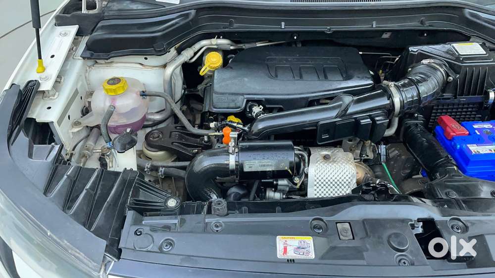 Mahindra Xuv300 1.2 W6 Amt Petrol, 2022, Petrol