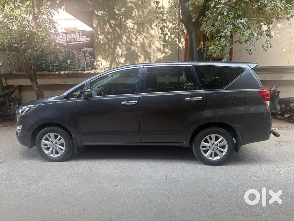 Toyota Innova Crysta 2020 Diesel Well Maintained