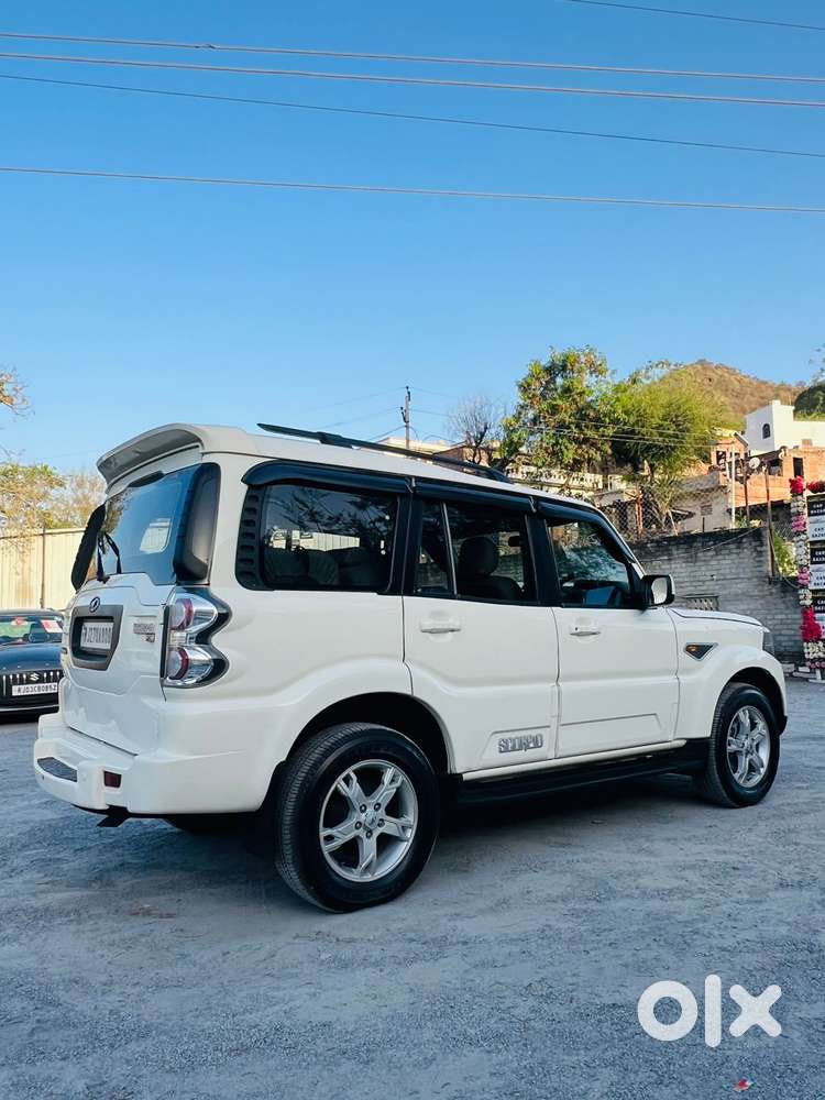 Mahindra Scorpio S10, 2016, Diesel