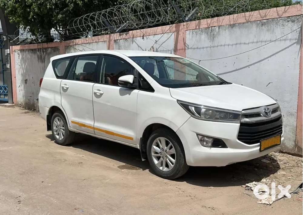 Toyota Innova Crysta 2020 Diesel 120000 Km Driven