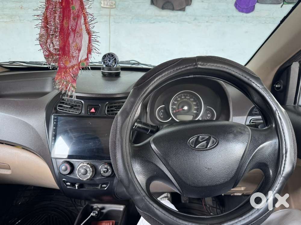 Hyundai Eon Magna 2012