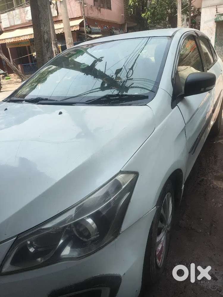 Doctor Individual Single Handed Driven Diesel Hybrid Car