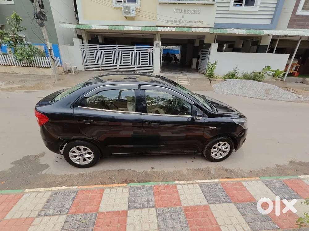 Ford Figo Aspire 2018 Petrol 120000 Km Driven
