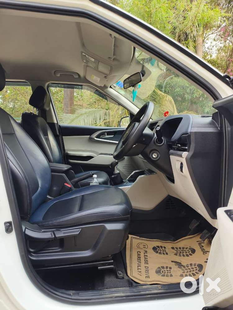 Kia Carens 1.4 Premium 7 Str, 2023, Petrol