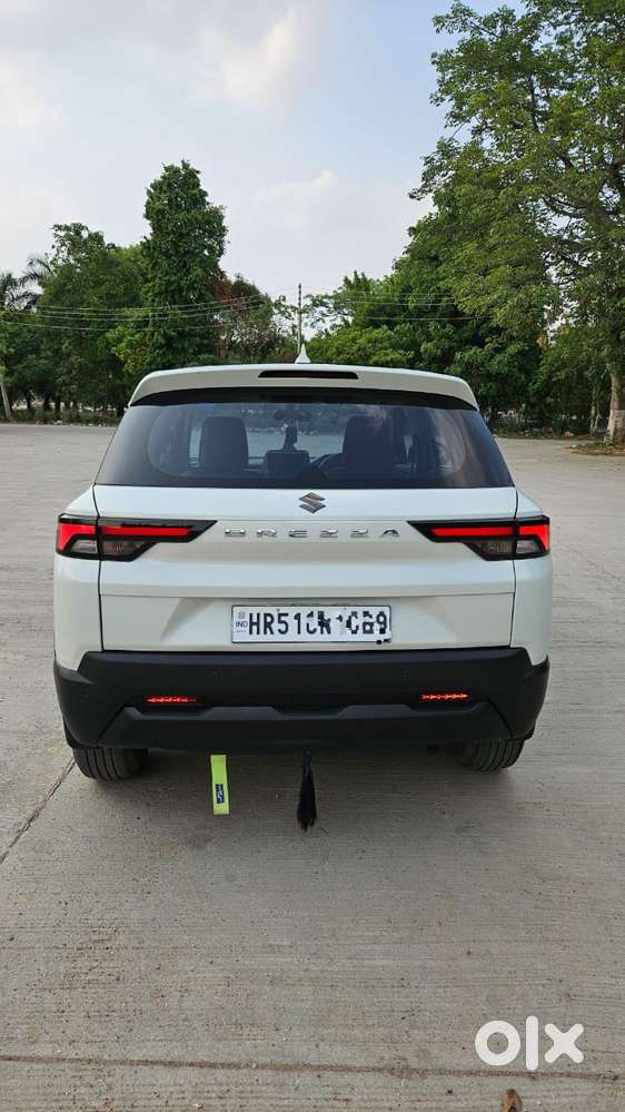 Maruti Suzuki Brezza 1.5 Lxi Smart Hybrid, 2024, Petrol