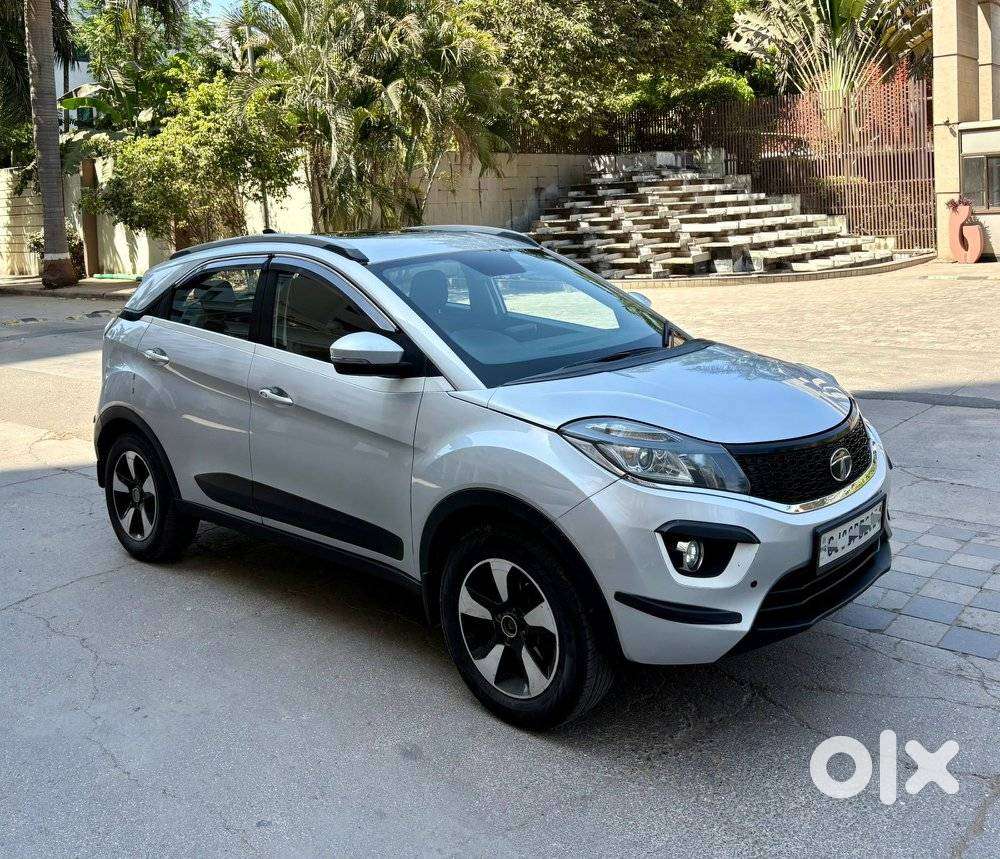Tata Nexon Pure 1.2 Revotron Petrol 6 Mt, 2019, Cng & Hybrids