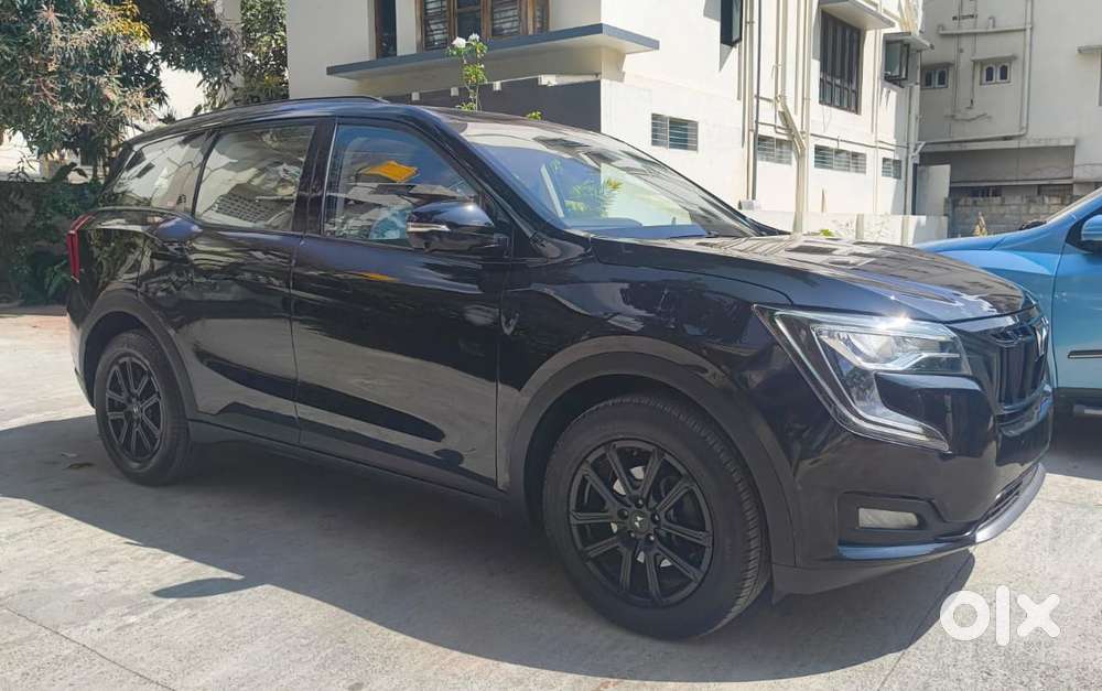 Mahindra Xuv700 2.0 Ax 7 Petrol At Str, 2024, Petrol