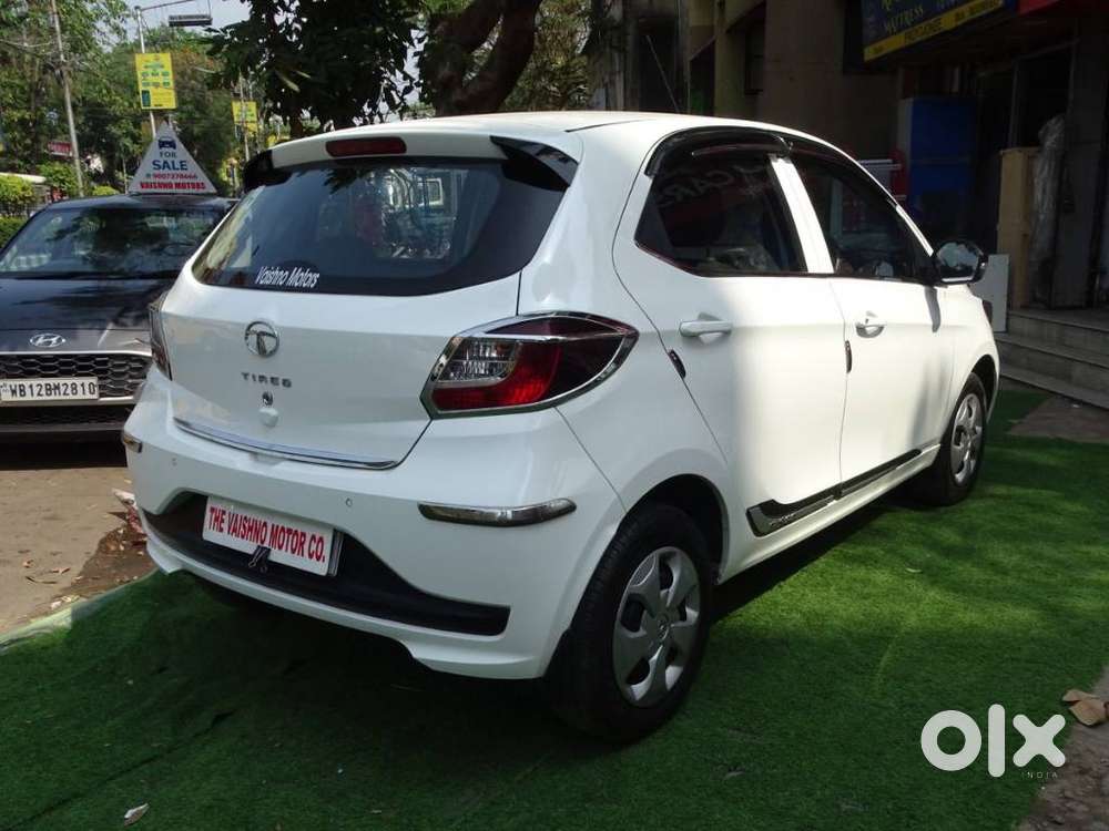 Tata Tiago 1.2 Revotron Xt (o), 2023, Petrol