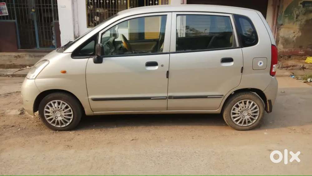 Maruti Suzuki Zen Estilo 2009