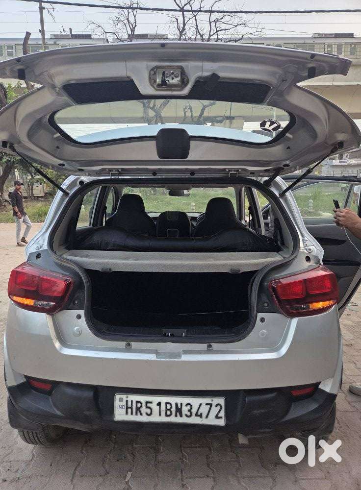 Mahindra Kuv 100 Mahindra-kuv-100-d75-k8, 2017, Diesel