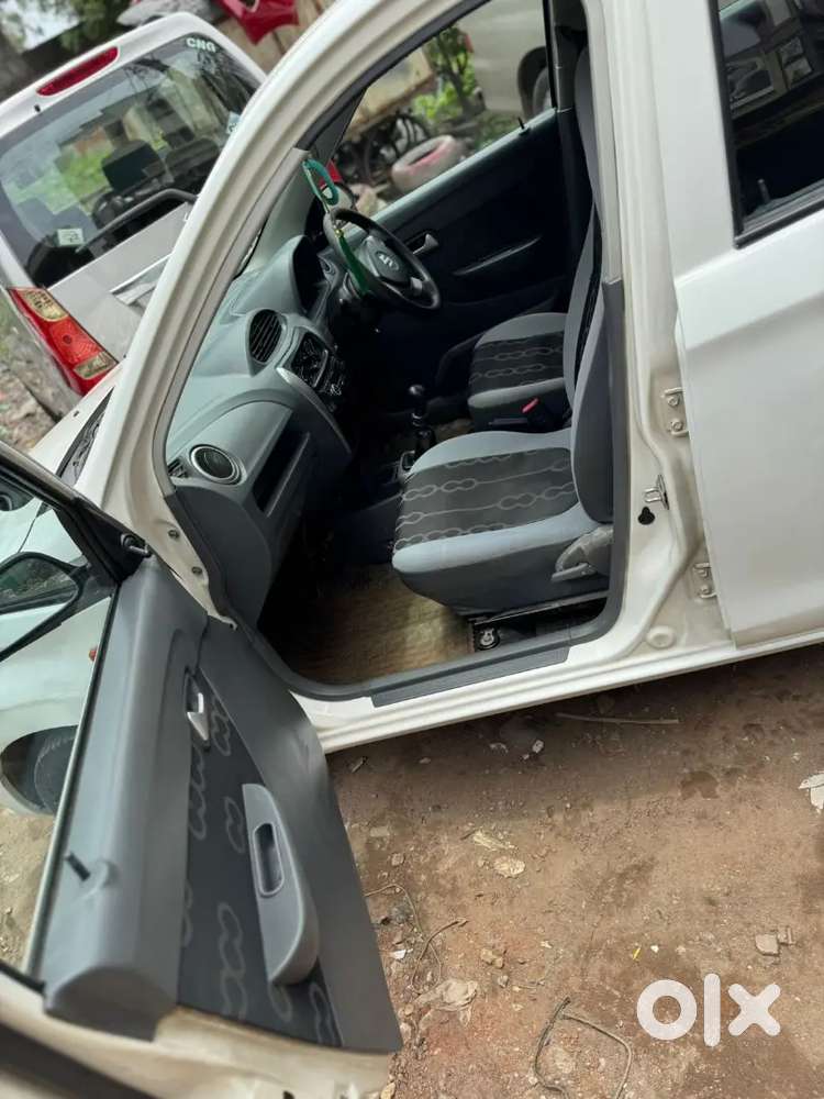 Maruti Suzuki 800 2015