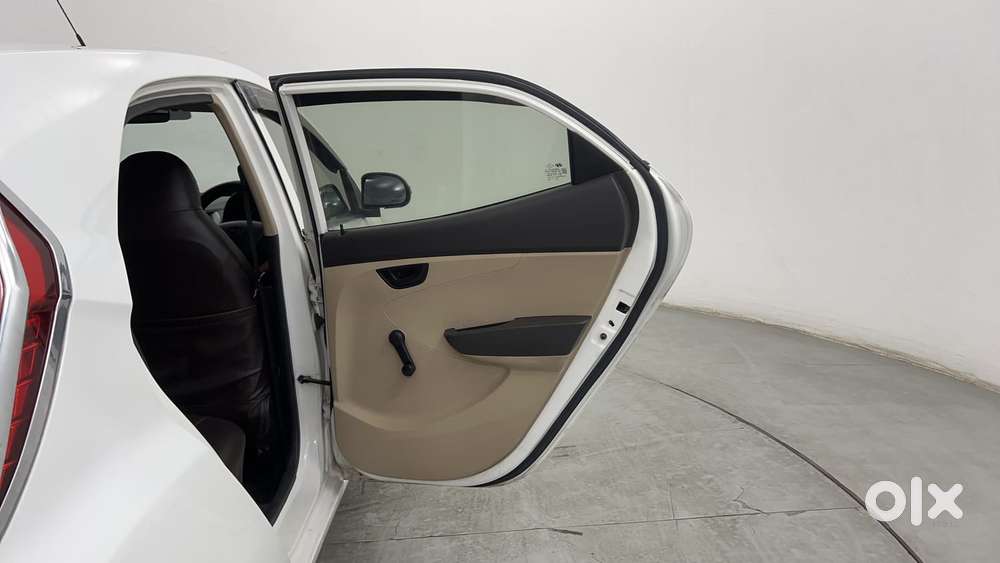 Hyundai Eon Magna +, 2017, Petrol