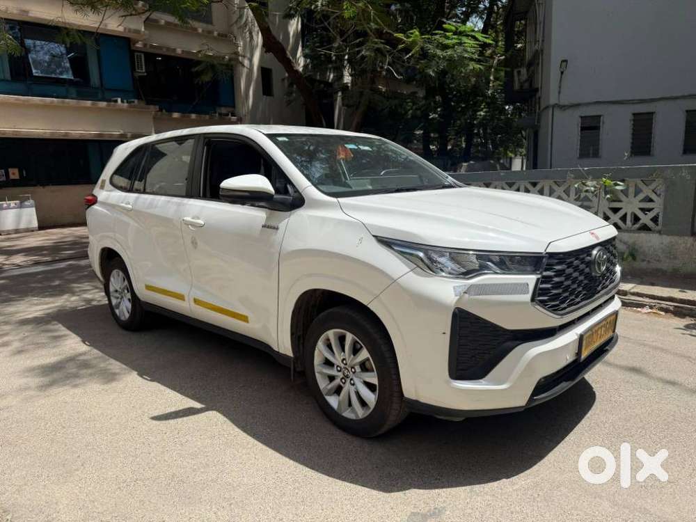 Toyota Innova Hycross 2.0 Vx Hybrid 7 Str, 2023, Petrol