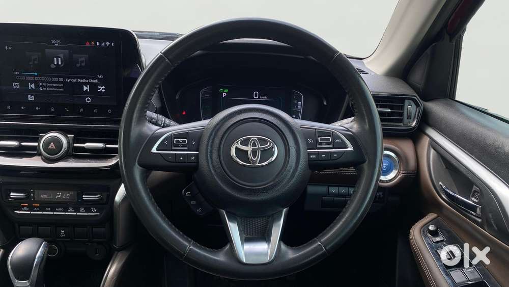 Toyota Urban Cruiser Hyryder 1.5 V Hybrid, 2022, Petrol