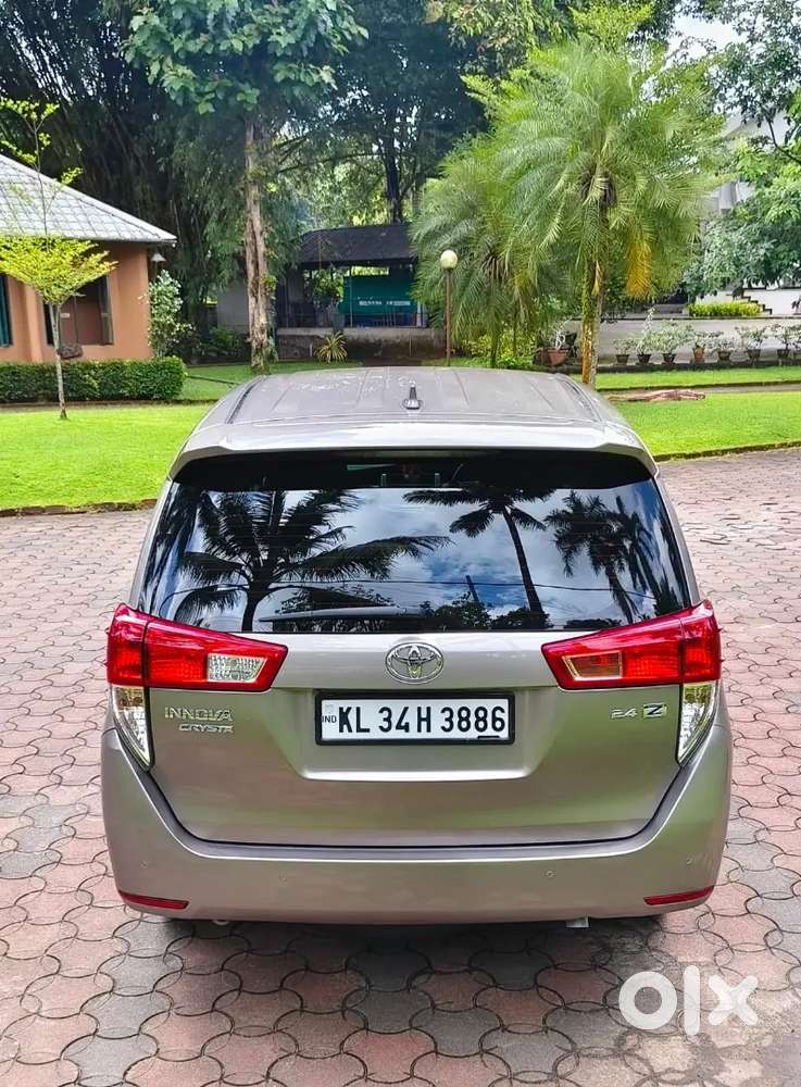 Toyota Innova Crysta 2022 Z 2.4 Automatic