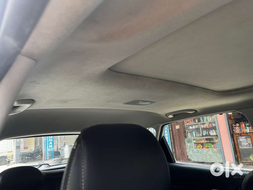 Kia Sonet Htk Optional With Sunroof