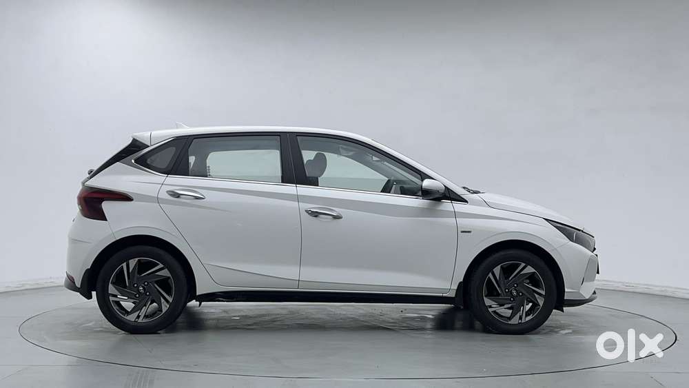 Hyundai I20 Asta (o) 1.0 Turbo Dct, 2022, Petrol