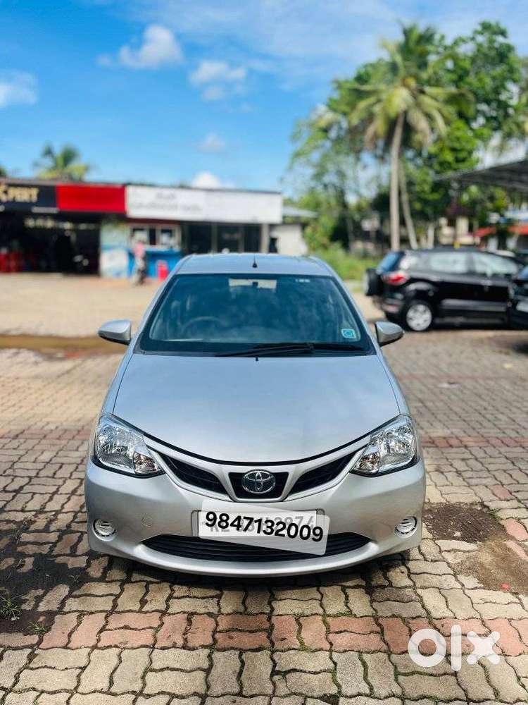 Toyota Etios Liva 2014-2016 V, 2016, Petrol