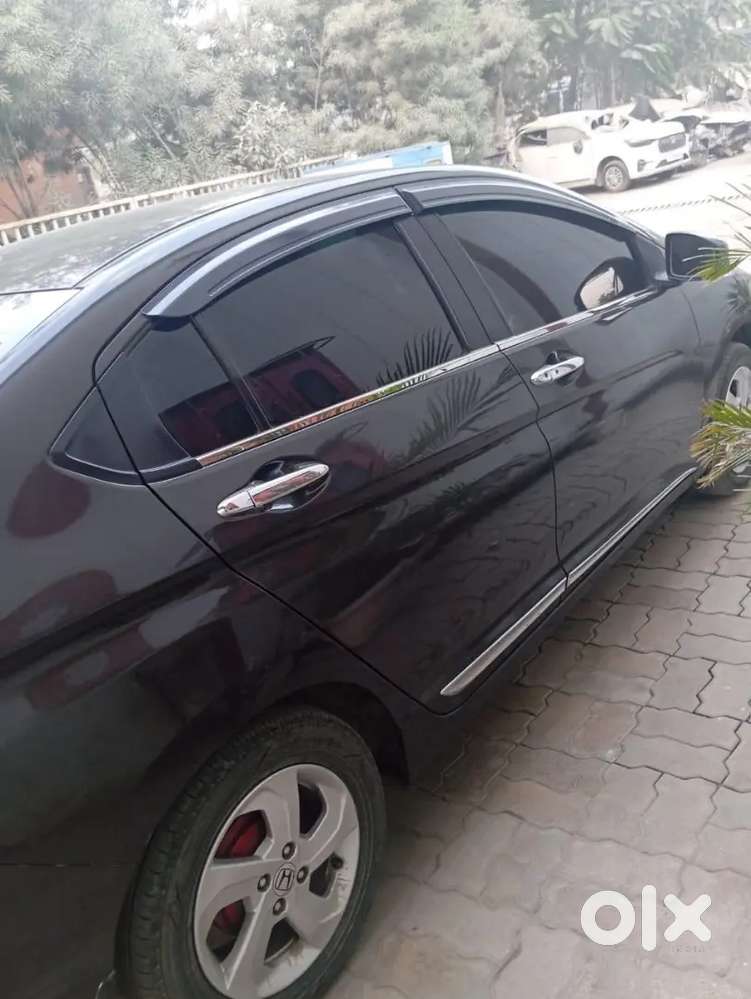 Honda City 2015 Diesel 115000 Km Driven