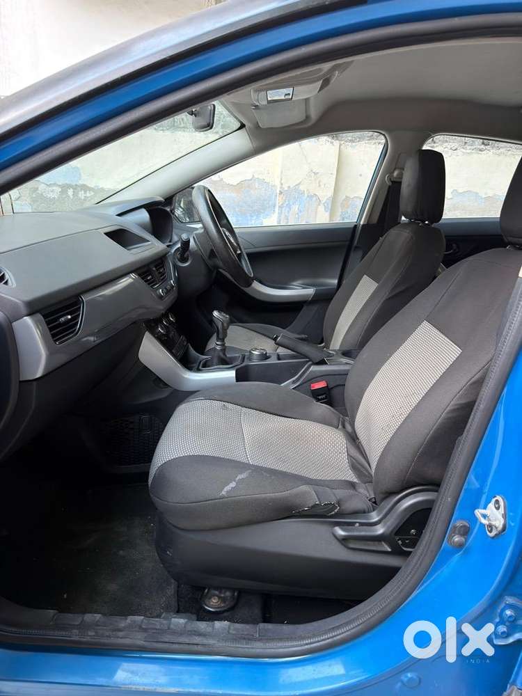 Tata Nexon 1.2 Revotron Xm Bs6 - Petrol (2020)