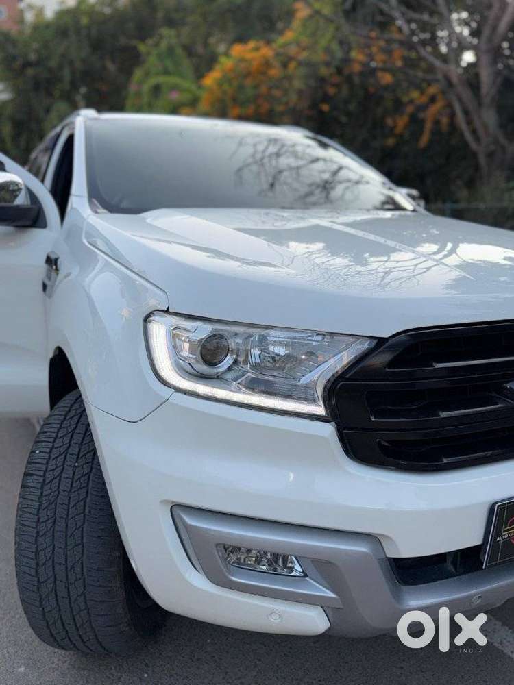 Ford Endeavour 3.2 Titanium 4x4 At, 2017, Diesel