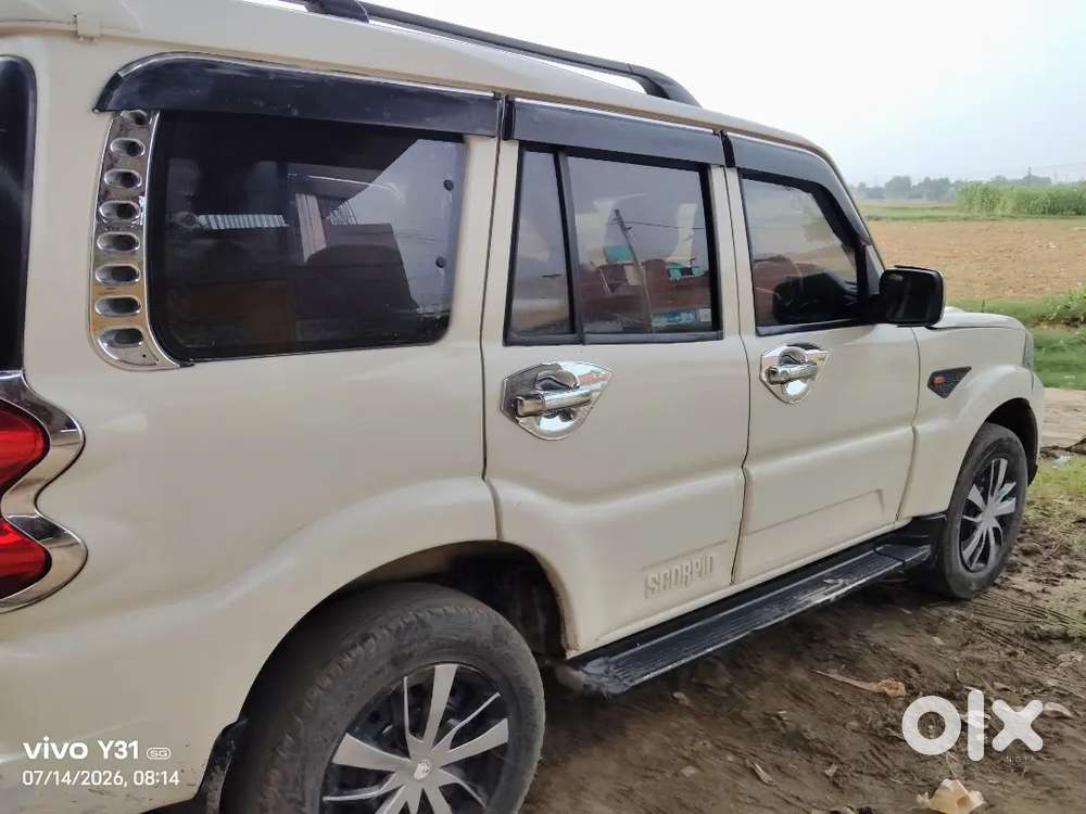 Mahindra Scorpio 2.2 S4 4wd 2015