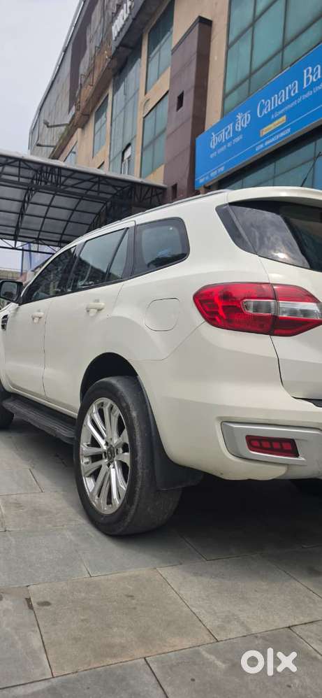 Ford Endeavour 2.2 Trend At 4x2, 2017, Diesel