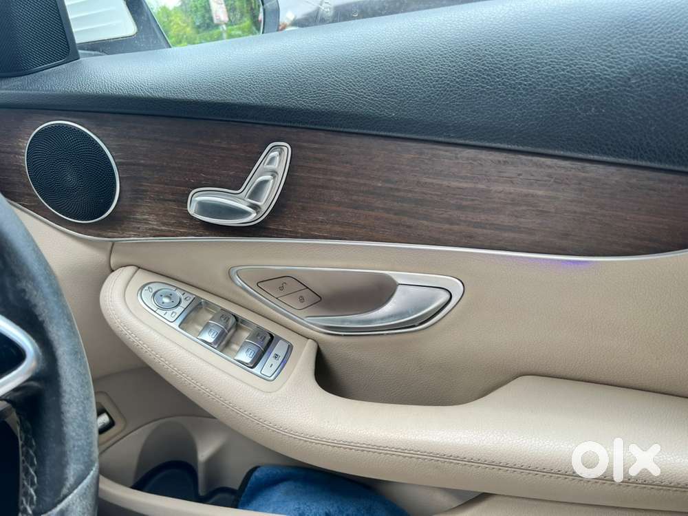 Mercedes-benz C-class 2019