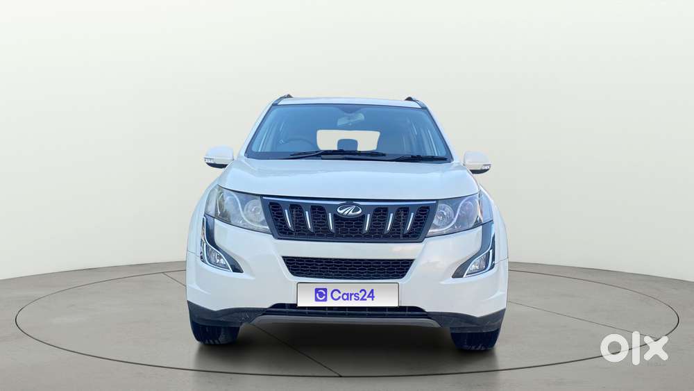 Mahindra Xuv500 At G 2.2 Mhwak, 2017, Petrol