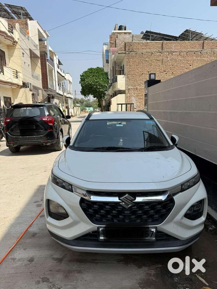 Maruti Suzuki Fronx 2024 Petrol Well Maintained