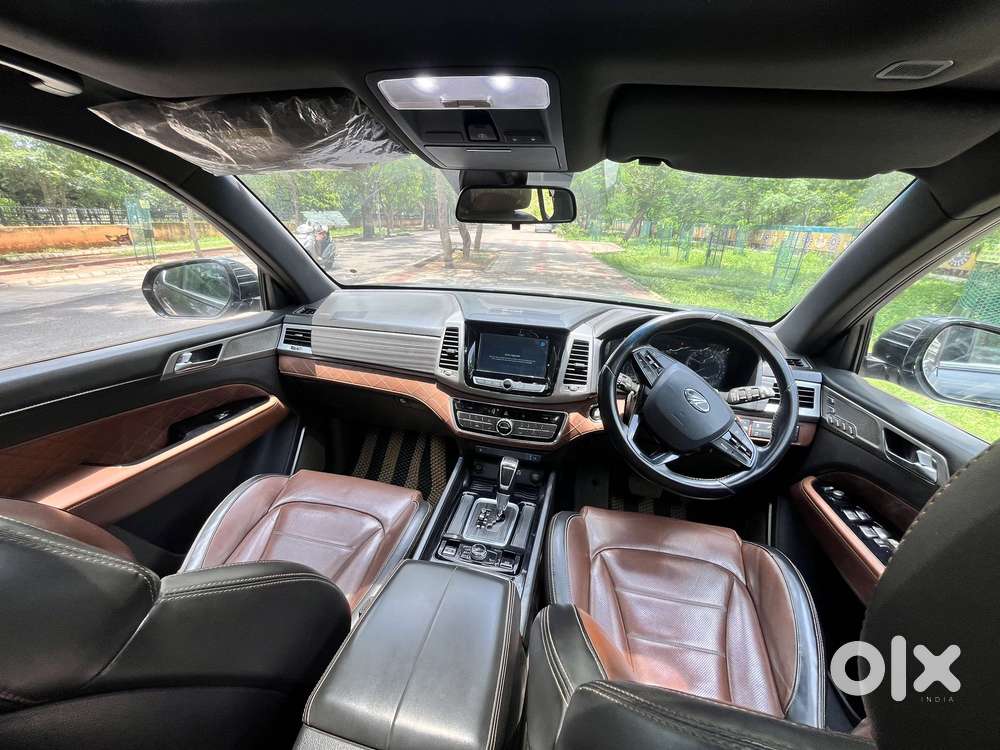 Mahindra Alturas G4 4wd At, 2019, Diesel