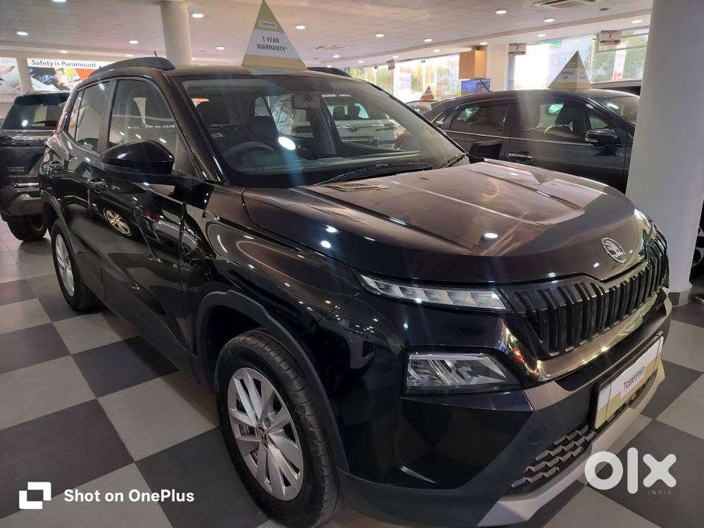 Skoda Kylaq Signature At, 2025, Petrol