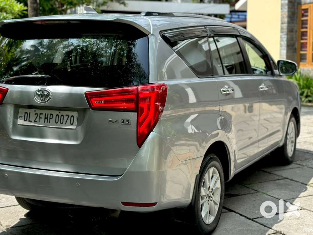 Toyota Innova Crysta 2017