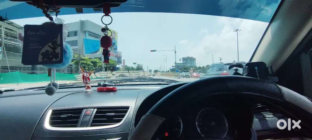 Maruti Suzuki Swift Dzire 2012