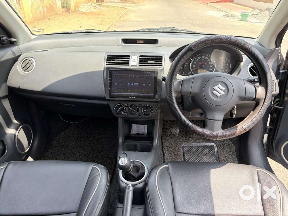 Maruti Suzuki Swift 1.2 Vxi (o), 2011, Petrol