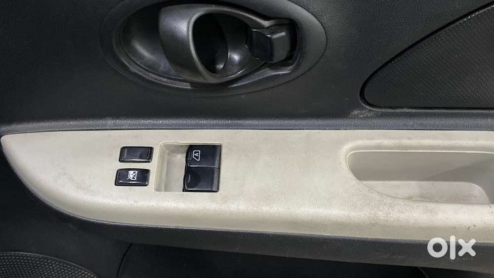 Nissan Micra Active Xl, 2015, Petrol