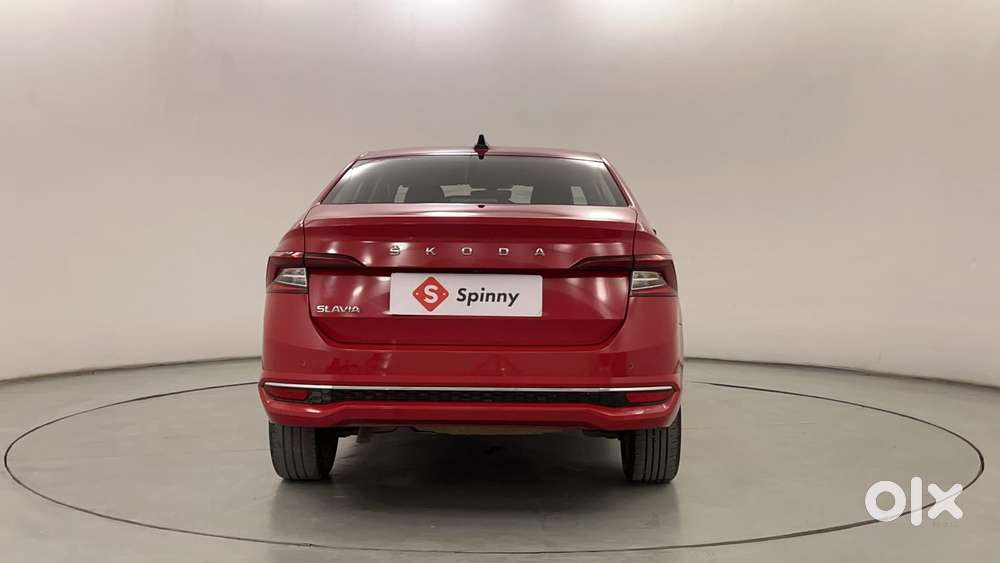 Skoda Slavia Style 1.0l Tsi At, 2024, Petrol