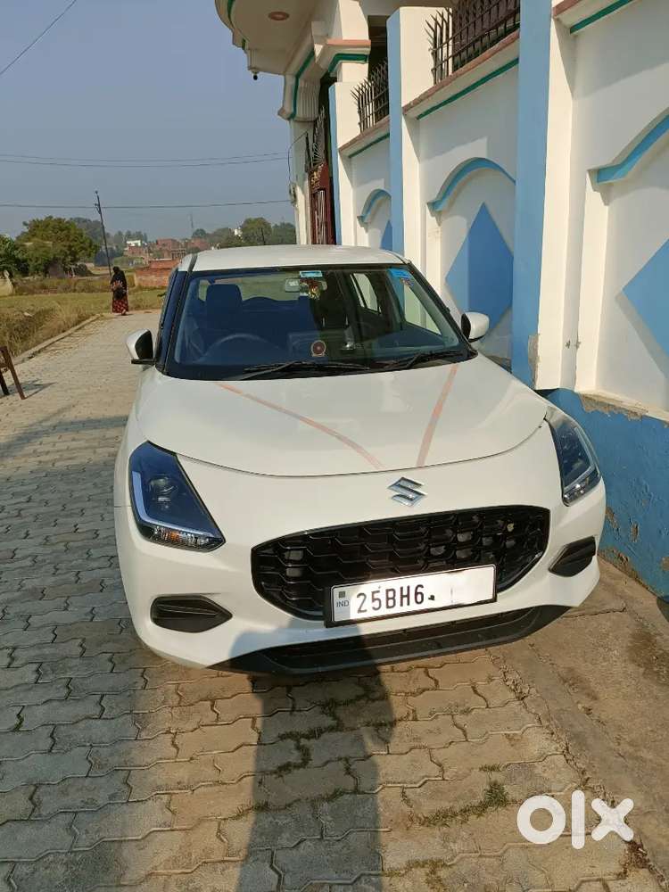 Maruti Suzuki Swift Vxi 2025