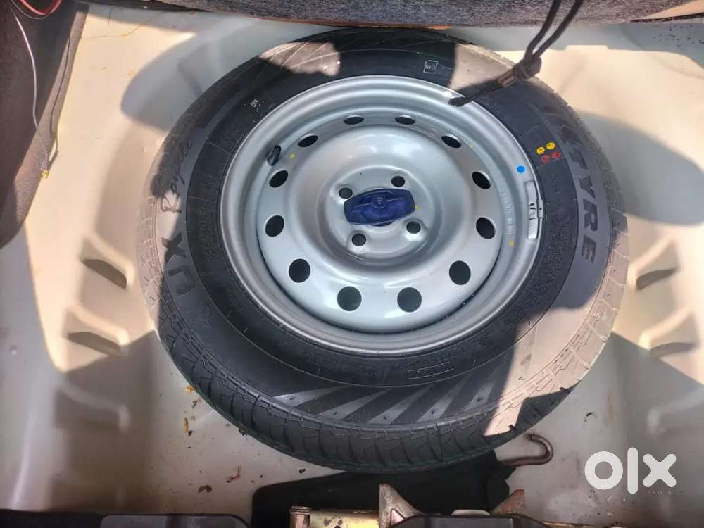 Maruti Suzuki Dzire 2023 Tours 4 Power Window