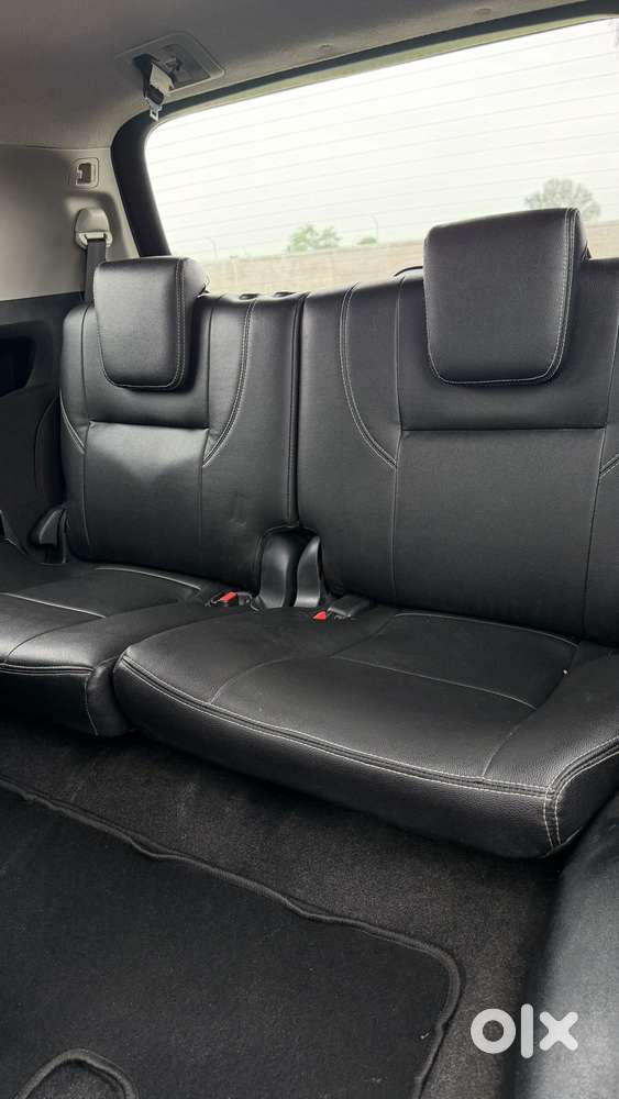 Toyota Innova Crysta 2.4 V 8 Str, 2016, Diesel