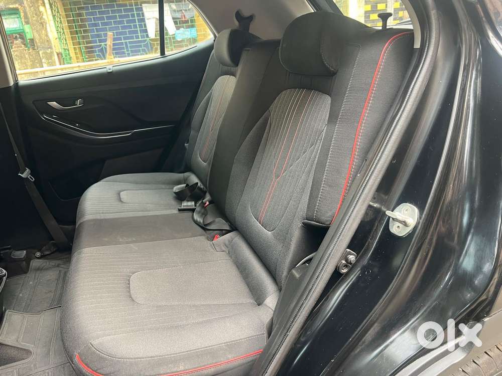 Hyundai Creta 1.5 S Plus Knight Petrol Dual Tone, 2022, Petrol