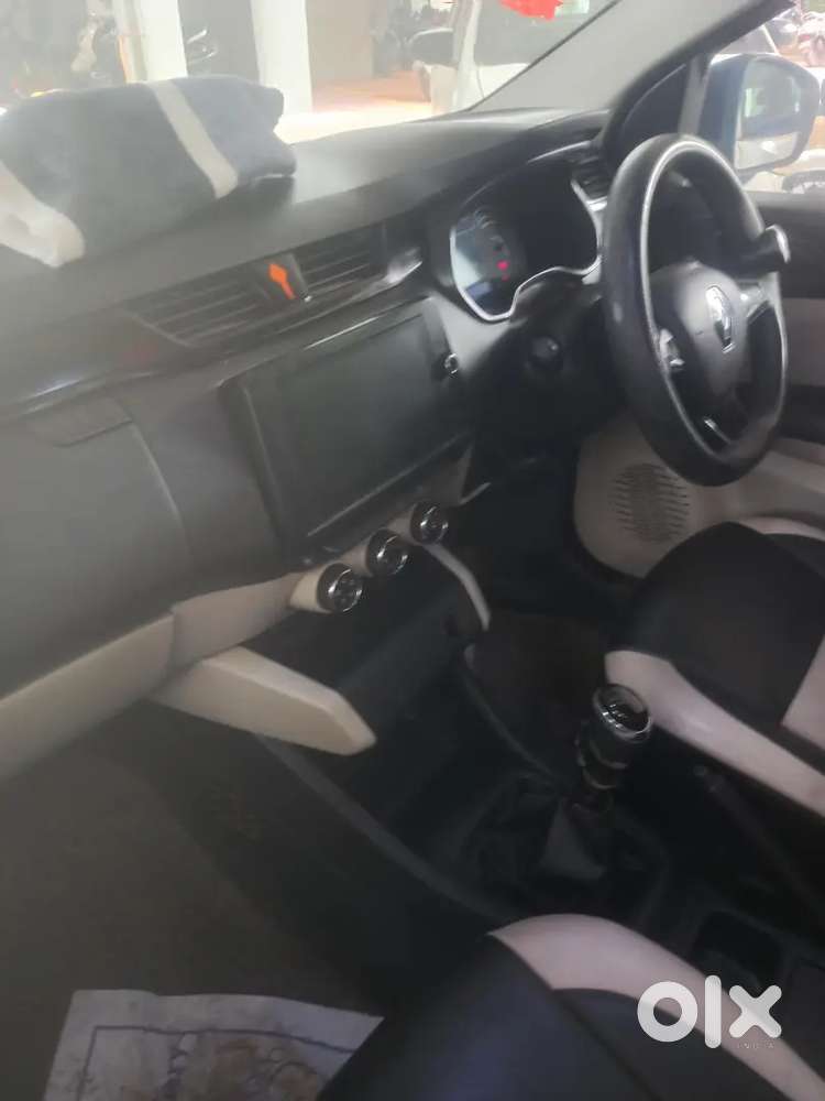 Renault Triber 1.0 Rxt Petrol Manual 2022